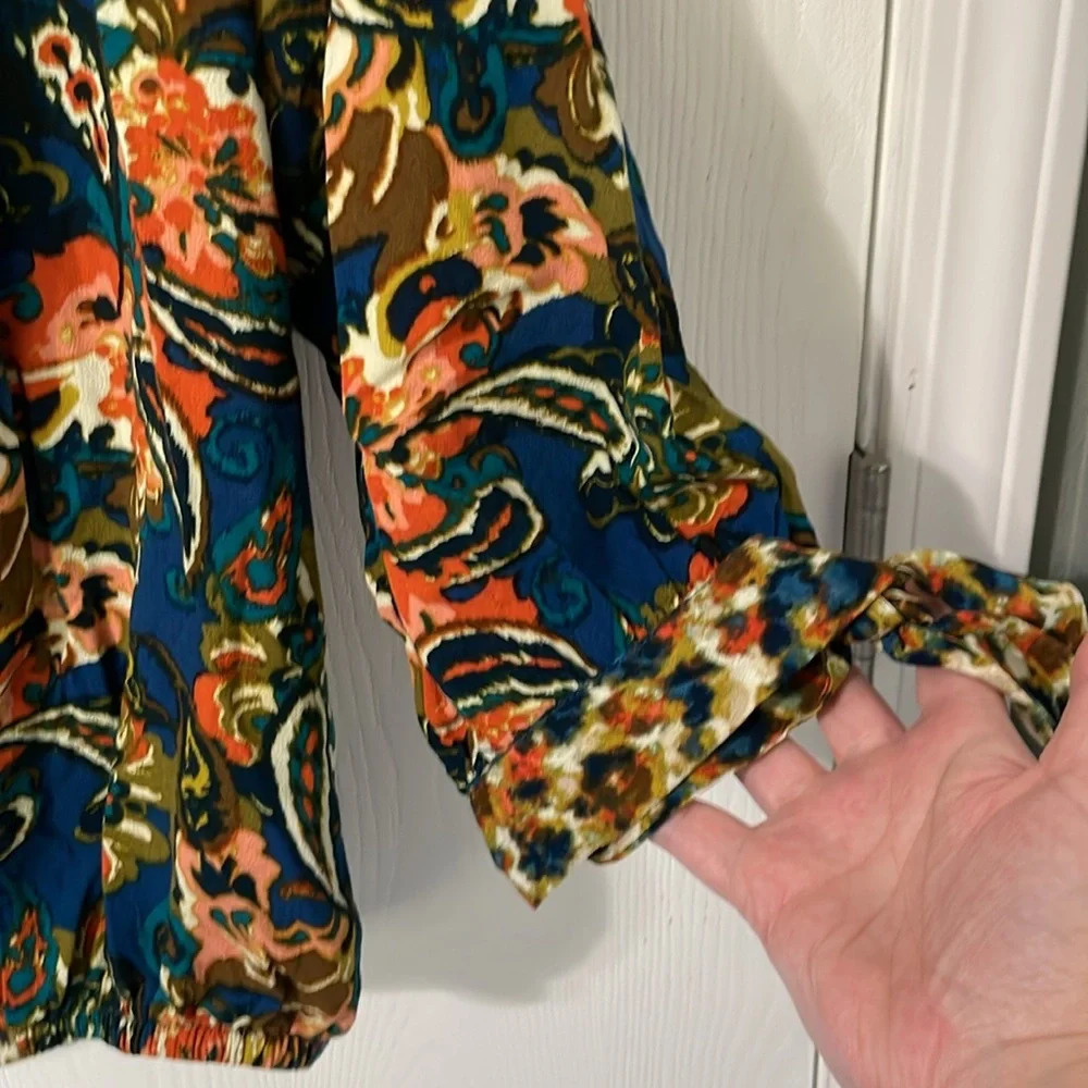 💰Figueroa & Flower colorful v neck stintch 3/4 sleeves shirt size large - Picture 5 of 8